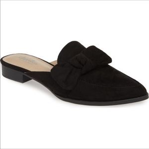 CHARLES DAVID Black Essence Mule 8M Like New